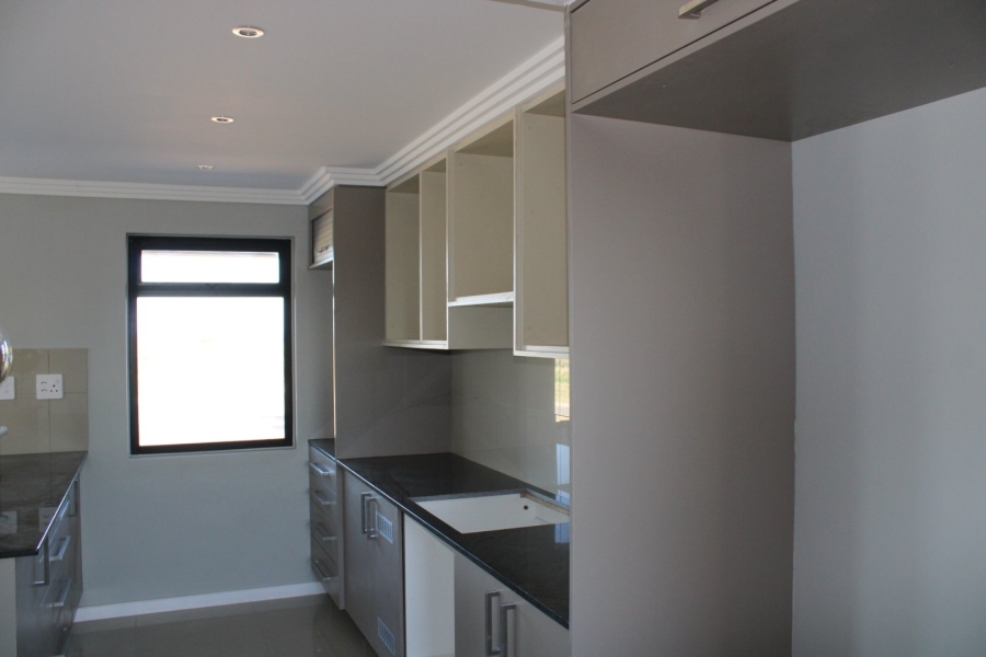 4 Bedroom Property for Sale in Kidds Beach Eastern Cape